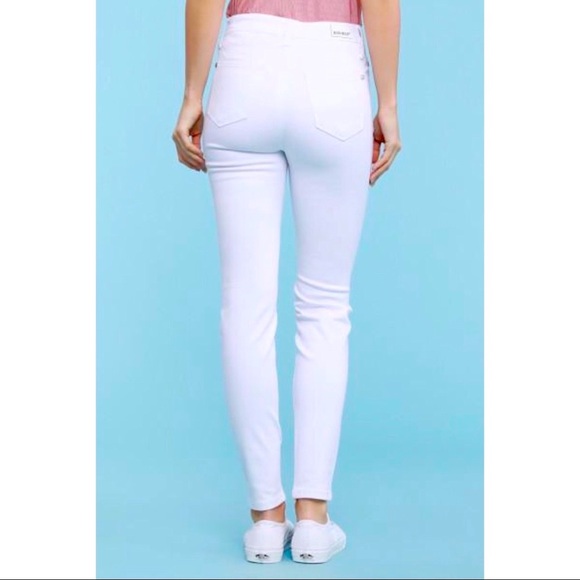 LAST ONE Judy Blue White Distressed Skinny Jeans!! - Picture 3 of 10